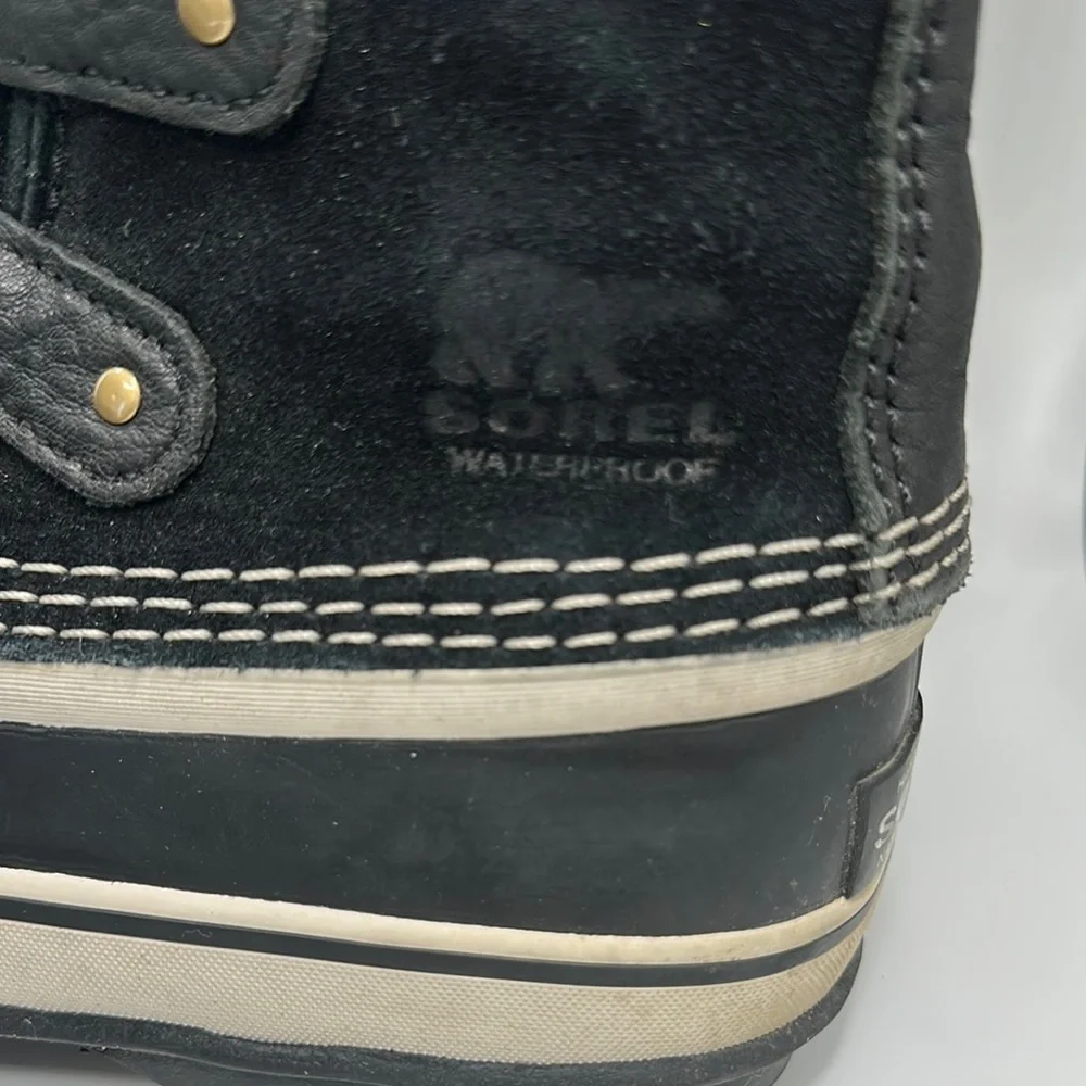 Sorel Sz 7 Black and Tan Winter‎ Boots with Faux Fur Trim
